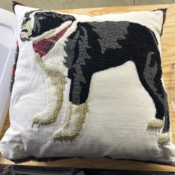 Pottery Barn Black and Cream Dog Holiday Pillow - Picture 3 of 6